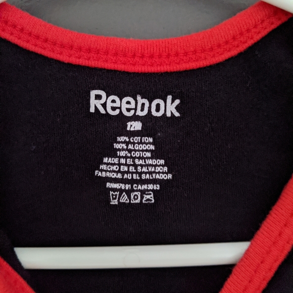 Reebok Chicago Blackhawks black & red onesie - Picture 2 of 2